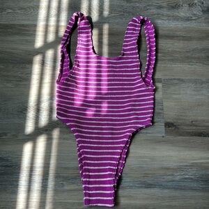 bond-eye bathing suit